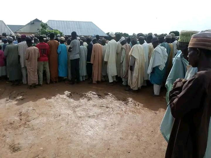 BREAKING: A family of seven who  lost their Lives after consumption of Breakfast have been buried according to Islamic Rites.