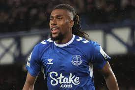 Super Eagles player Alex Iwobi is ready for massive wage boost at Everton, going from earning £70,000 to $100,000 per week.