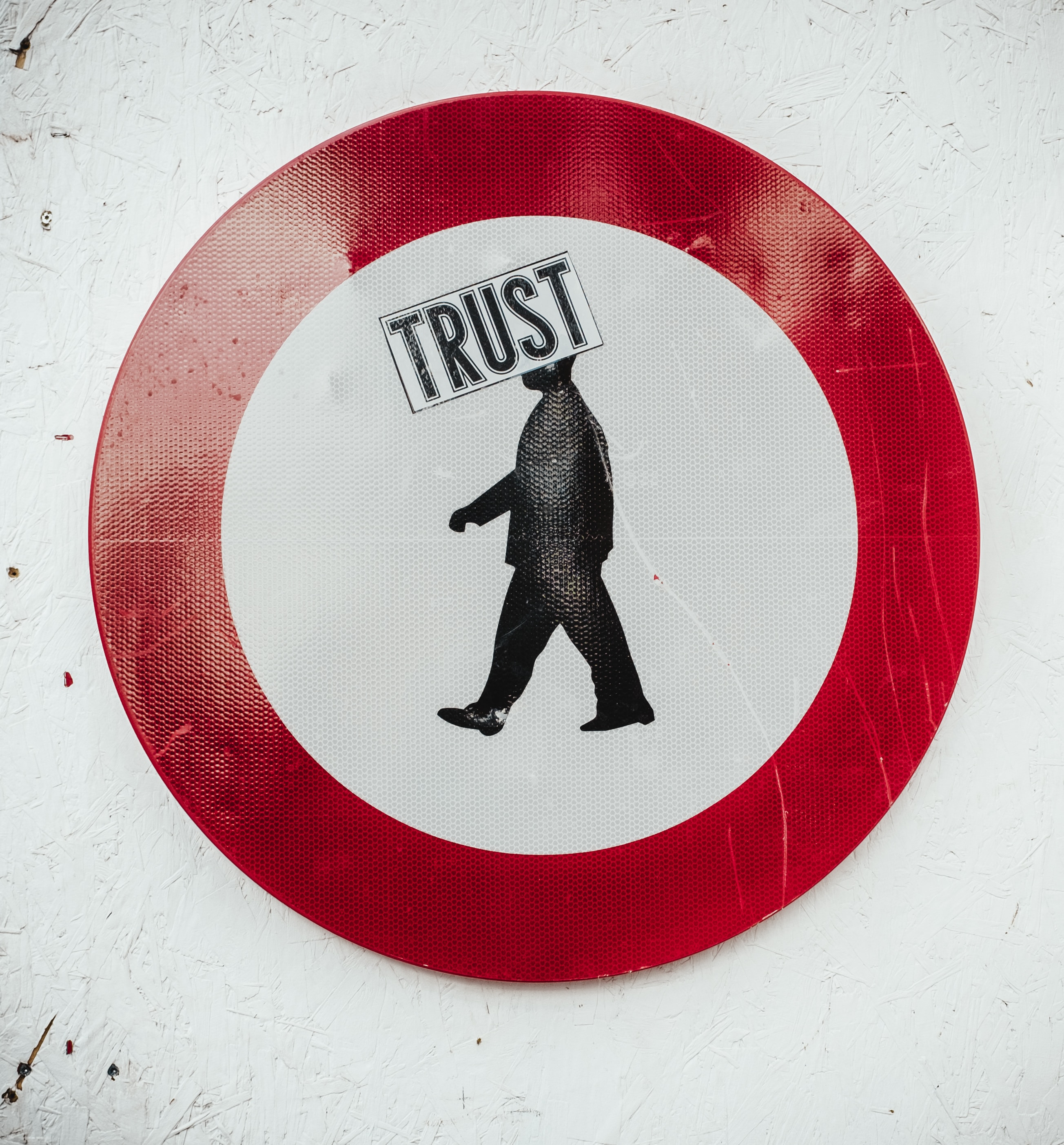 <h4>Trust Your Instincts: How to Avoid Falling for Scams</h4>